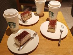 -星巴克(古美路店)