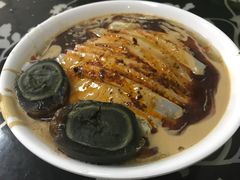-何老二卤汁凉粉