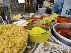 -顶上头·螺蛳火锅(五一新村店)