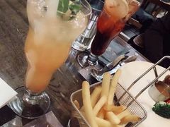招牌水果茶-食间牛排(重庆路万达店)