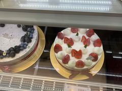 -花花卷卷·鲜食蛋糕(静安久光百货店)