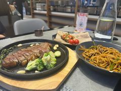 -188西餐厅(园林宾馆店)