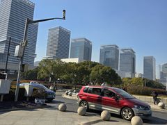 -上海世纪汇广场