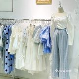 上海田子坊比ZARA👒UR还好逛的油画⻛集岛