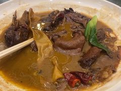 -老铺人家酒店(紫荆名流店)