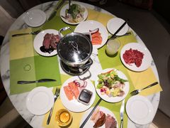 麻辣火锅-北上海大酒店-北鸥西餐厅