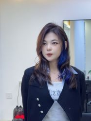 -V7 HAIR SALON