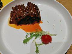 -渝信川菜 · 川味家常菜(财富购物中心店)