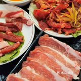 科技园区里的中式烤肉,洋葱鲜牛肉够香嫩~