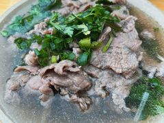 -大众跷脚牛肉馆·非遗传承单位(峨眉山店)
