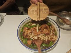 -镇南锅盖面馆(解放路店)