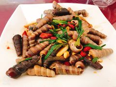 -覃记海鲜美食餐厅