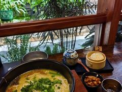 -银米·云南传统过桥米线(双廊黑金冠店)