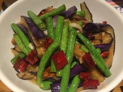 豆角炒茄条-胡桃里音乐酒馆(海雅缤纷城店)