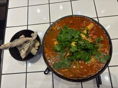 -肥汁米蘭香港米线(长宁来福士店)