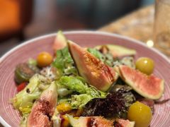 无花果烤蔬菜沙拉-BROWNSTONE布朗石西班牙餐厅(富城店)