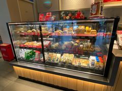 -星巴克臻选(嘉兴海宁银泰城店)