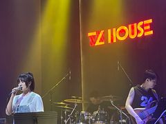 -TZ House音乐现场(来福士中心店)