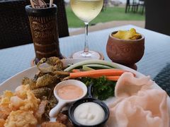 -Sunset Bar(丹绒亚路香格里拉店)