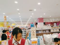 -孩子王(綦江万达店)