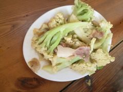 -正宗牛奇排骨饭(第一分店)