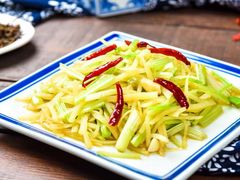 -八两八金·莱芜特色炒鸡(市南漳浦路店)
