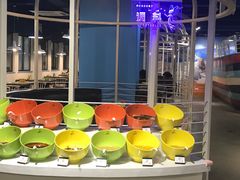 自助调料区-梦幻岛海鲜自助·涮烤一体(启东申港城店)