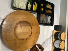 -新世界·过桥米线宴