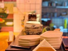 餐具摆设-有喜屋·鲜鸡烧鸟·居酒屋(安龙路店)