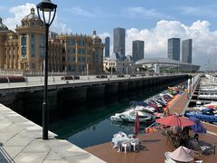 -东港音乐喷泉广场