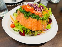 -Chom Cafe and Restaurant