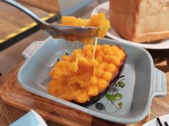 -蜜桃餐厅·伴山(湖滨商业街店)