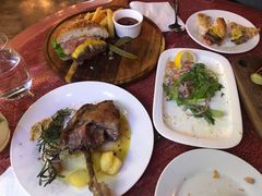 自家腌制三文鱼-羽深肉铺 Steak & Wine