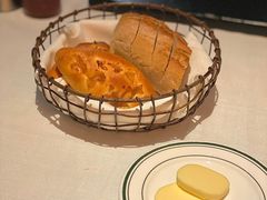 面包-Wolfgang’s Steakhouse 沃夫冈牛排馆(上海白玉兰广场店)