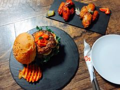 -HIGH FIVE哈福手工汉堡(桂林路店)