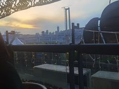 -冰冰龙虾·江湖菜·花园江景餐厅