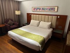 -和颐酒店(广州琶洲会展中心广州塔赤岗地铁站店)