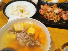 -隔壁老王·家常云南菜(花巷店)