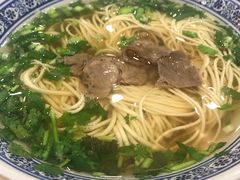 -陇兴楼(西安咸阳国际机场店)