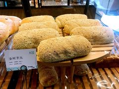 -Dough&Joe团憩(瑞虹天地月亮湾店)