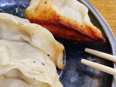 -黄阿姨锅贴大王(万航渡路店)