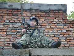 -崇明岛拓展训练真人CS镭战基地