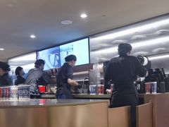 -霸王茶姬(上海恒基名人店)