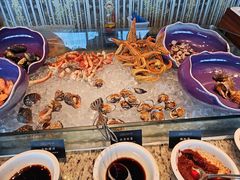 -怡豪大饭店·49楼旋转自助餐厅