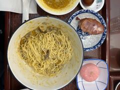 -百年老字号·观振兴蟹黄面·三虾面·苏式面(观前街富仁坊巷店)