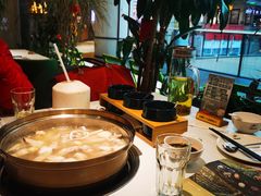 -烹然四季椰子鸡火锅(姚家园万象汇店)