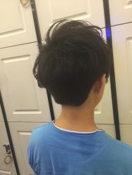 -一東造型烫发染发