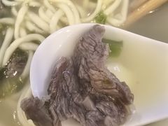 -何永光123鲜牛肉馆(1号店)