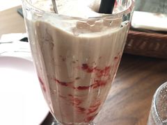 草莓奶昔-G+KITCHEN(龙湖狮山天街店)