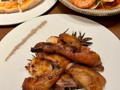 -阡陌上花园设计师民宿(深圳坪洲地铁站店)